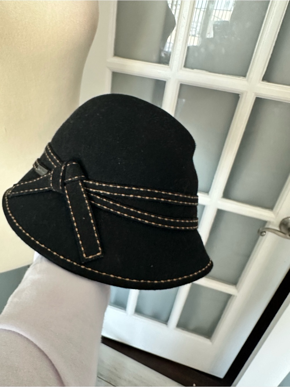 betmar Black Wool Cloche with Contrast Stitching